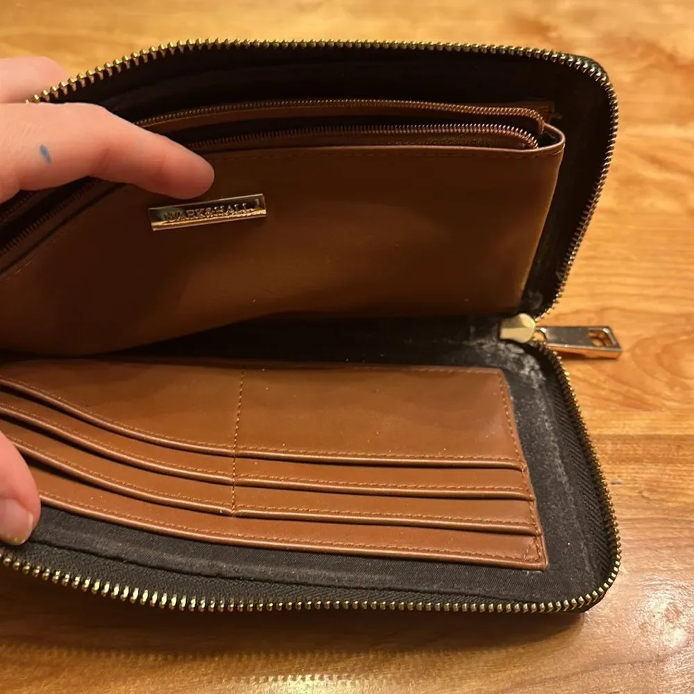 ‎Mark & Hall - Picture 5 of 8